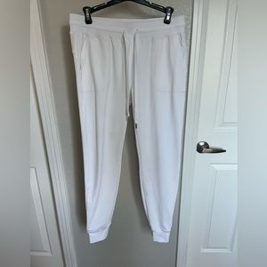 Zyia White Unwind Joggers size M